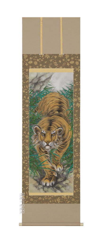 虎・龍 掛軸 猛虎（河津武禅）（太巻桐箱入）